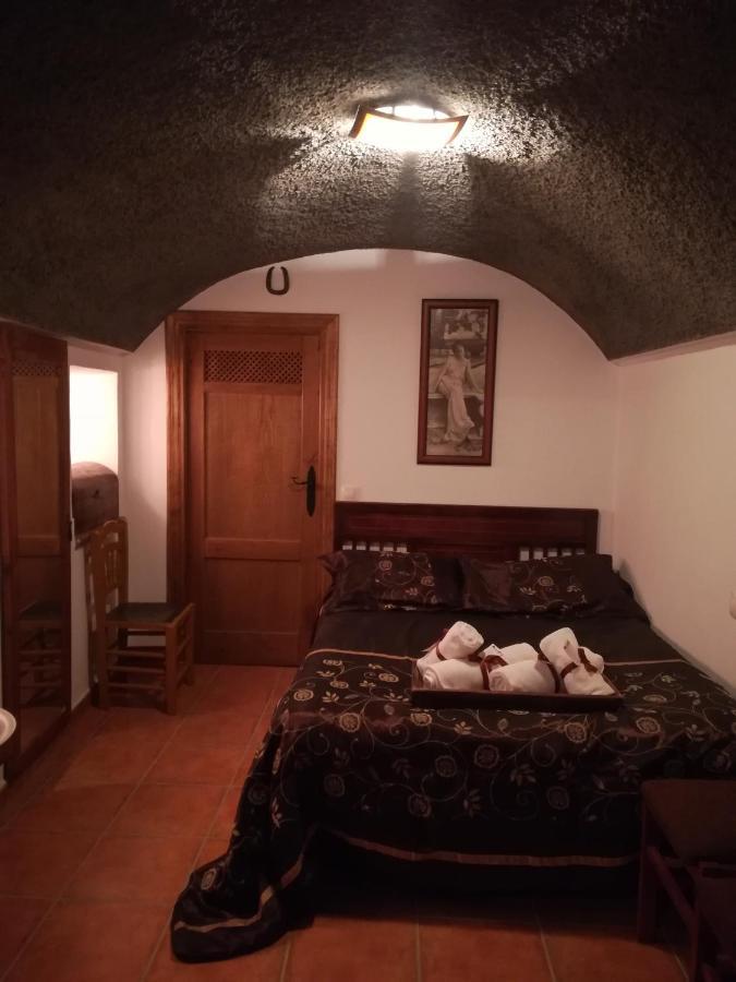 Cueva El Murallon Benamaurel Eksteriør billede
